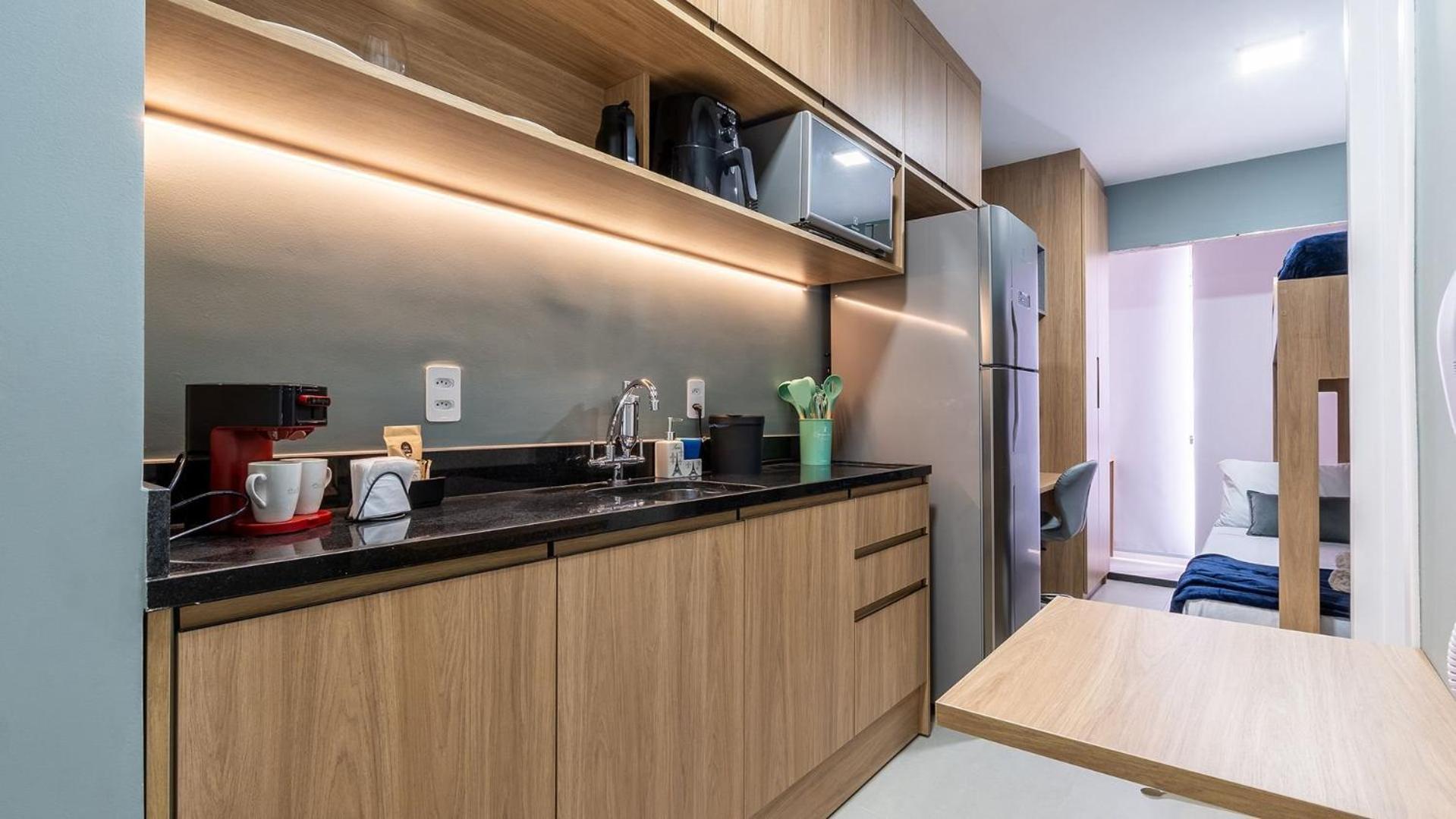 By Dh:studio Completo 3 Pessoas Com Coworking * São Paulo